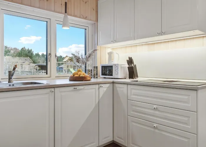 Semesterbostad Beautiful In With Kitchen