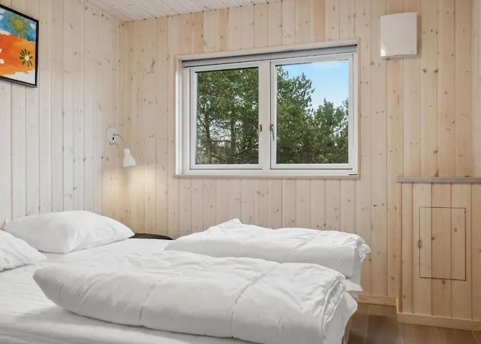 Beautiful In With Kitchen 別荘